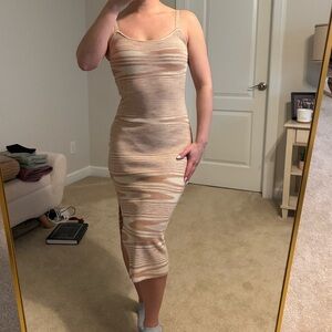 Elegant Tan and Cream Midi Dress